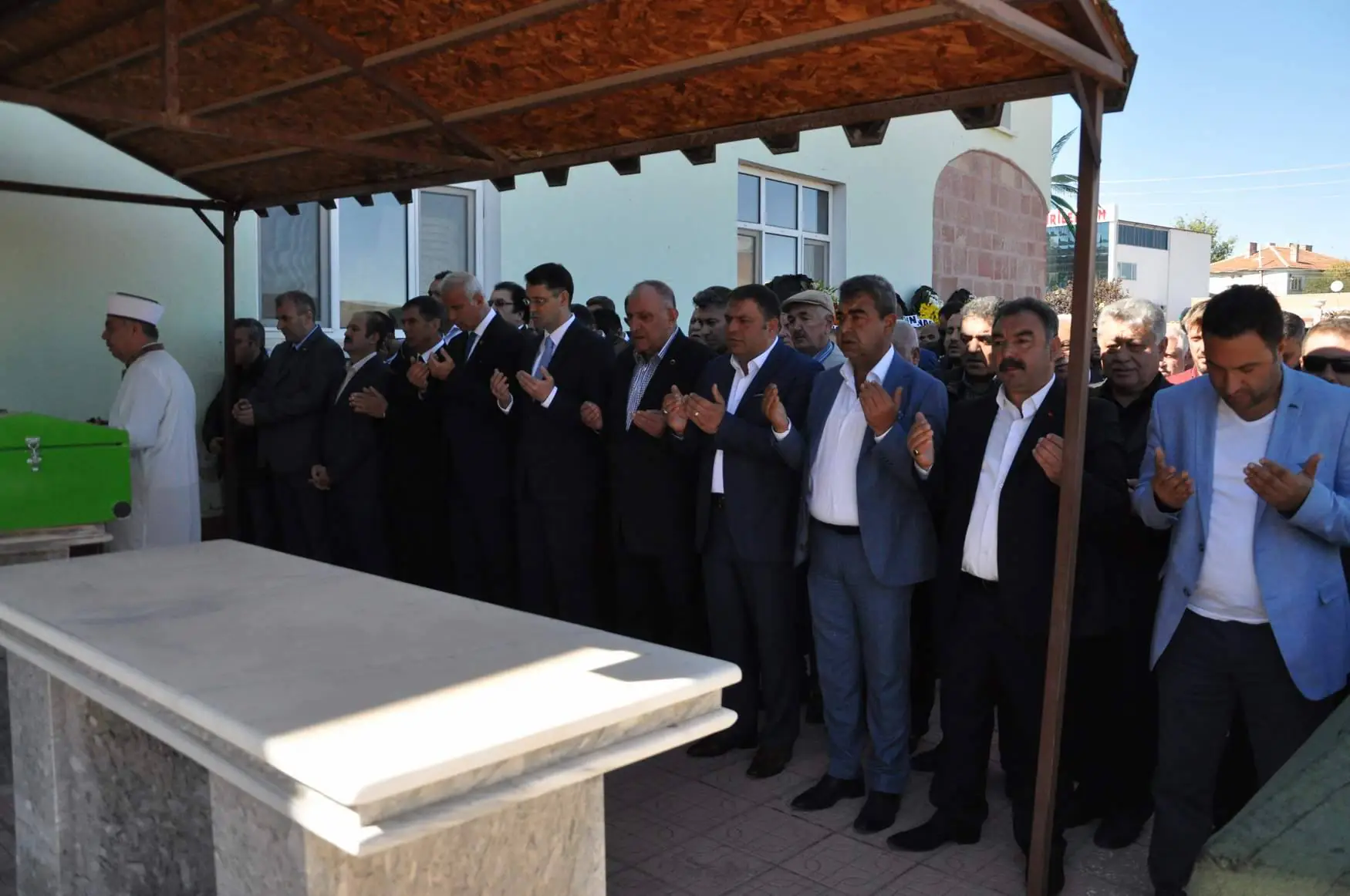 KÖSTEKLİ ANNESİNİ KAYBETTİ - Kırıkkale Haber, Son Dakika Kırıkkale Haberleri KÖSTEKLİ ANNESİNİ KAYBETTİ - Kırıkkale Haber, Son Dakika Kırıkkale Haberleri