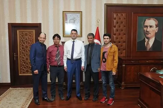 Vali’den Anlamlı Kabul - Kırıkkale Haber, Son Dakika Kırıkkale Haberleri Vali’den Anlamlı Kabul - Kırıkkale Haber, Son Dakika Kırıkkale Haberleri
