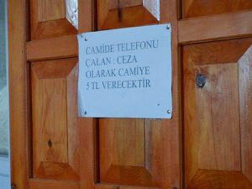 Camii’de çalan telefona 5 TL ceza - Kırıkkale Haber, Son Dakika Kırıkkale Haberleri