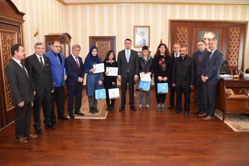 Dereceye giren öğrenciler ödüllendirildi - Kırıkkale Haber, Son Dakika Kırıkkale Haberleri