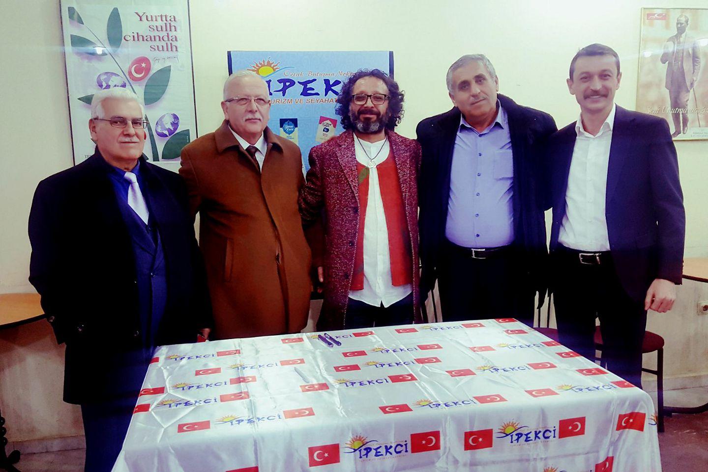 Yazar Sinan Yağmur rehberliğinde umre imkanı - Kırıkkale Haber, Son Dakika Kırıkkale Haberleri