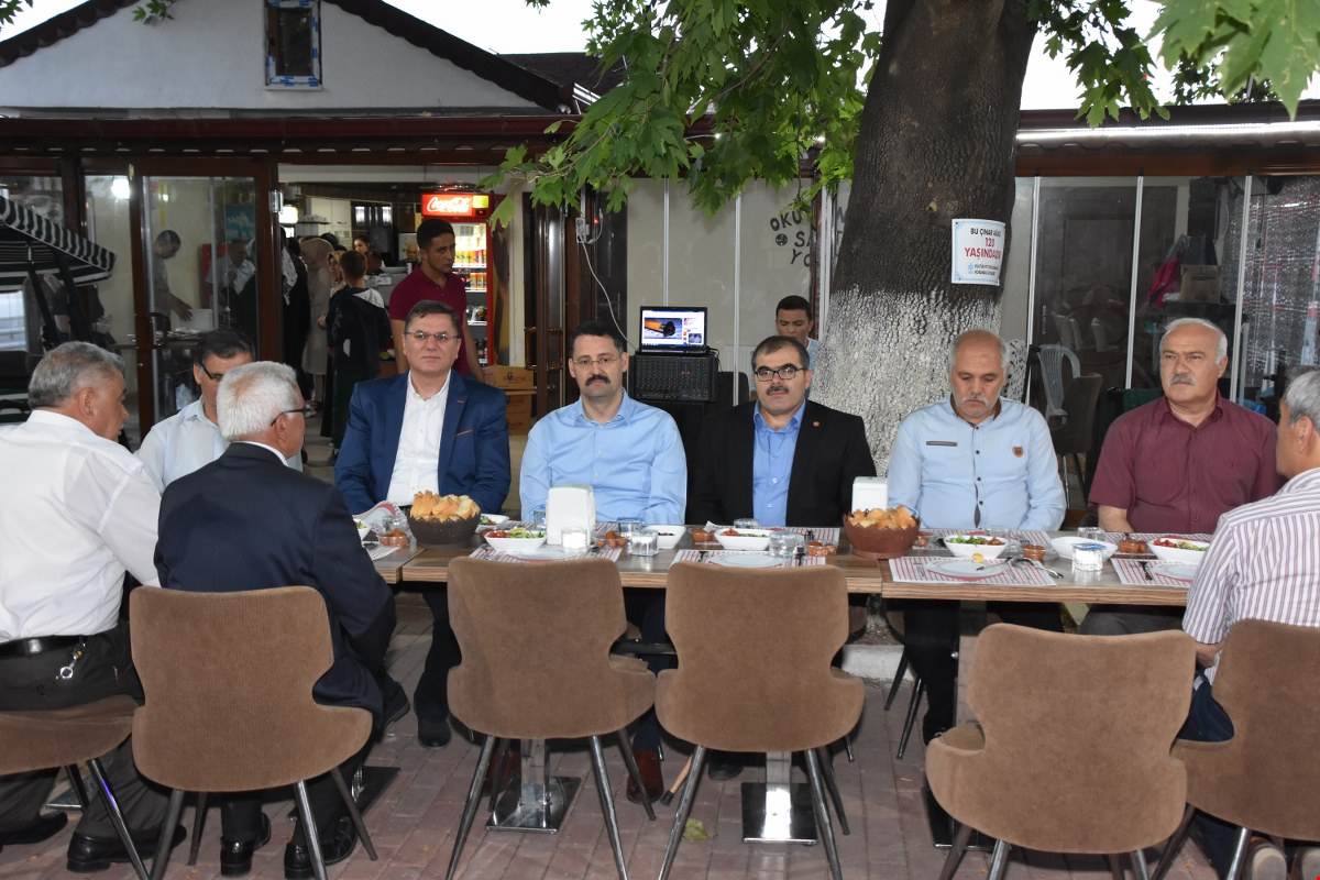 Vali Haktankaçmaz engellilerle iftar yaptı - Kırıkkale Haber, Son Dakika Kırıkkale Haberleri