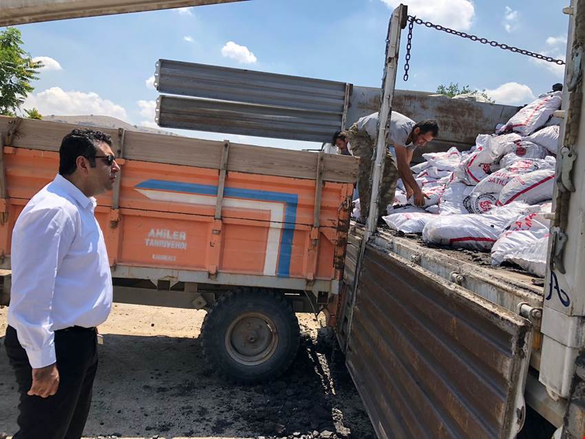 Yahşihan’da SYDV kömürleri dağıtılmaya başlandı - Kırıkkale Haber, Son Dakika Kırıkkale Haberleri