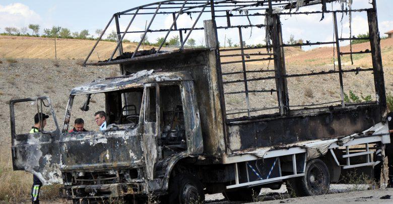 Seyir halindeki kamyonda yangın çıktı - Kırıkkale Haber, Son Dakika Kırıkkale Haberleri