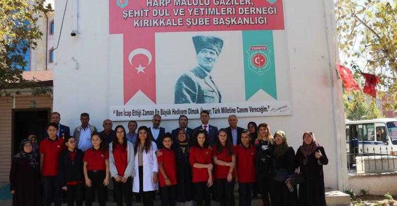 Sınav Koleji Öğrencileri gazileri ziyaret etti - Kırıkkale Haber, Son Dakika Kırıkkale Haberleri