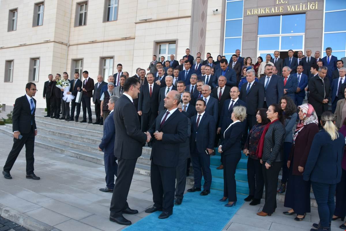 ‘Gönüllerin Valisi’ İlker Haktankaçmaz Kırıkkale’den Ayrıldı - Kırıkkale Haber, Son Dakika Kırıkkale Haberleri