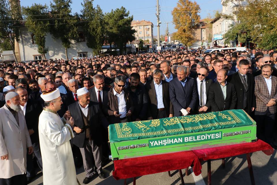 Başkan Sungur’un oğlu Metin Sungur toprağa verildi - Kırıkkale Haber, Son Dakika Kırıkkale Haberleri