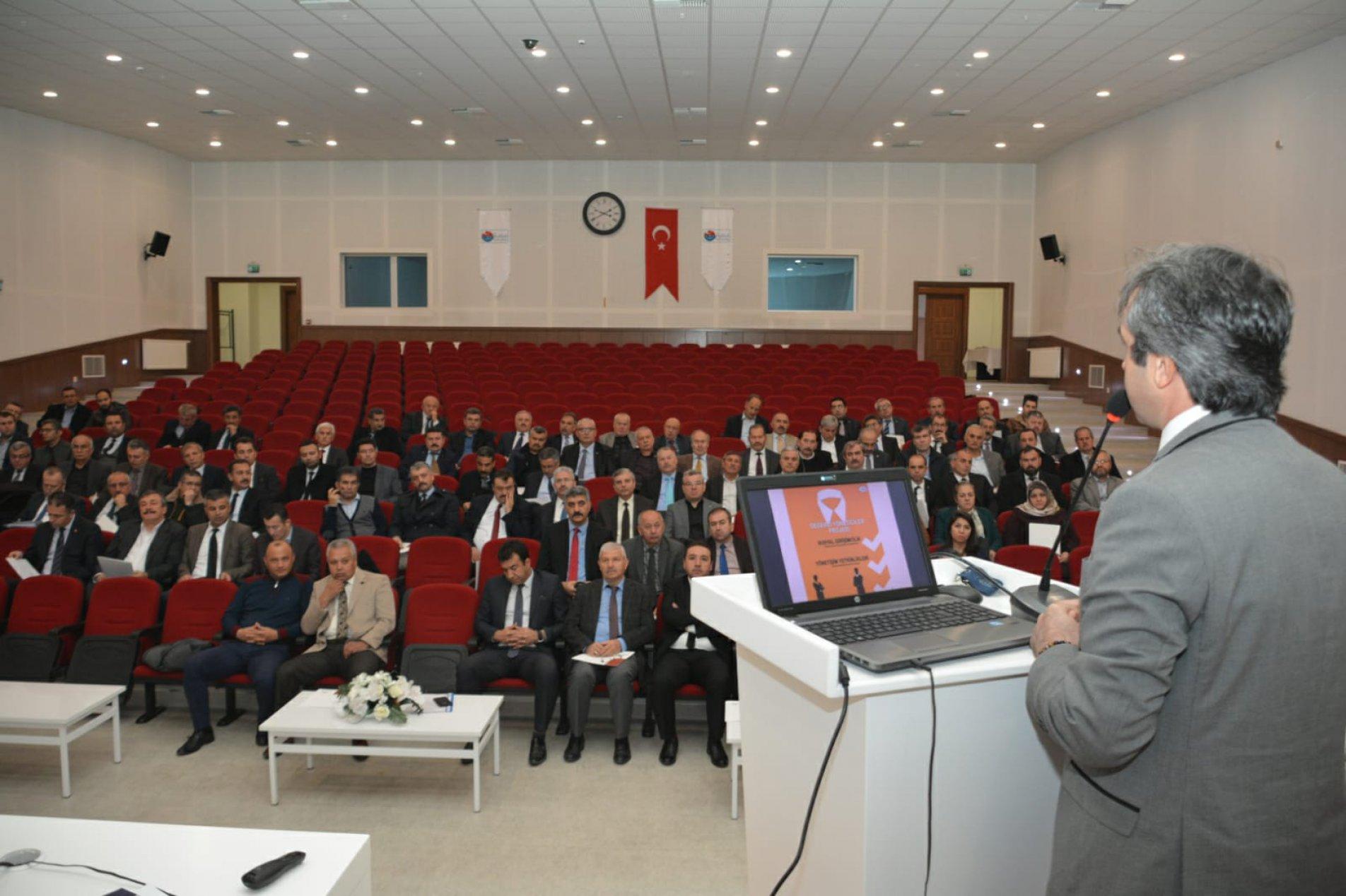 Değerli Yöneticiler Projesinin, Lider Yöneticiler Etkinlikleri Başladı - Kırıkkale Haber, Son Dakika Kırıkkale Haberleri Değerli Yöneticiler Projesinin, Lider Yöneticiler Etkinlikleri Başladı - Kırıkkale Haber, Son Dakika Kırıkkale Haberleri