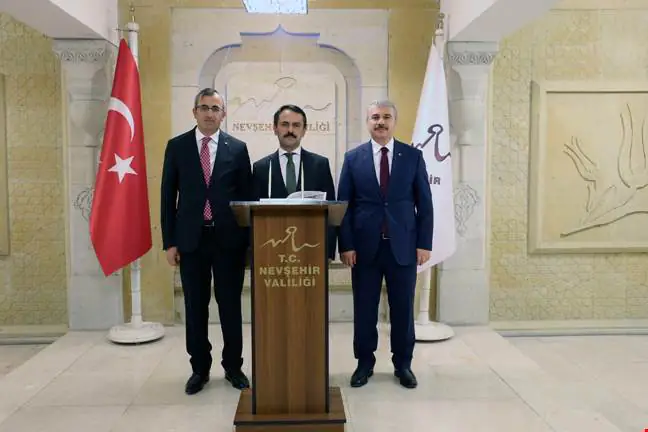 Vali Sezer, Kırşehir Valisi Akın ile bir araya geldi - Kırıkkale Haber, Son Dakika Kırıkkale Haberleri