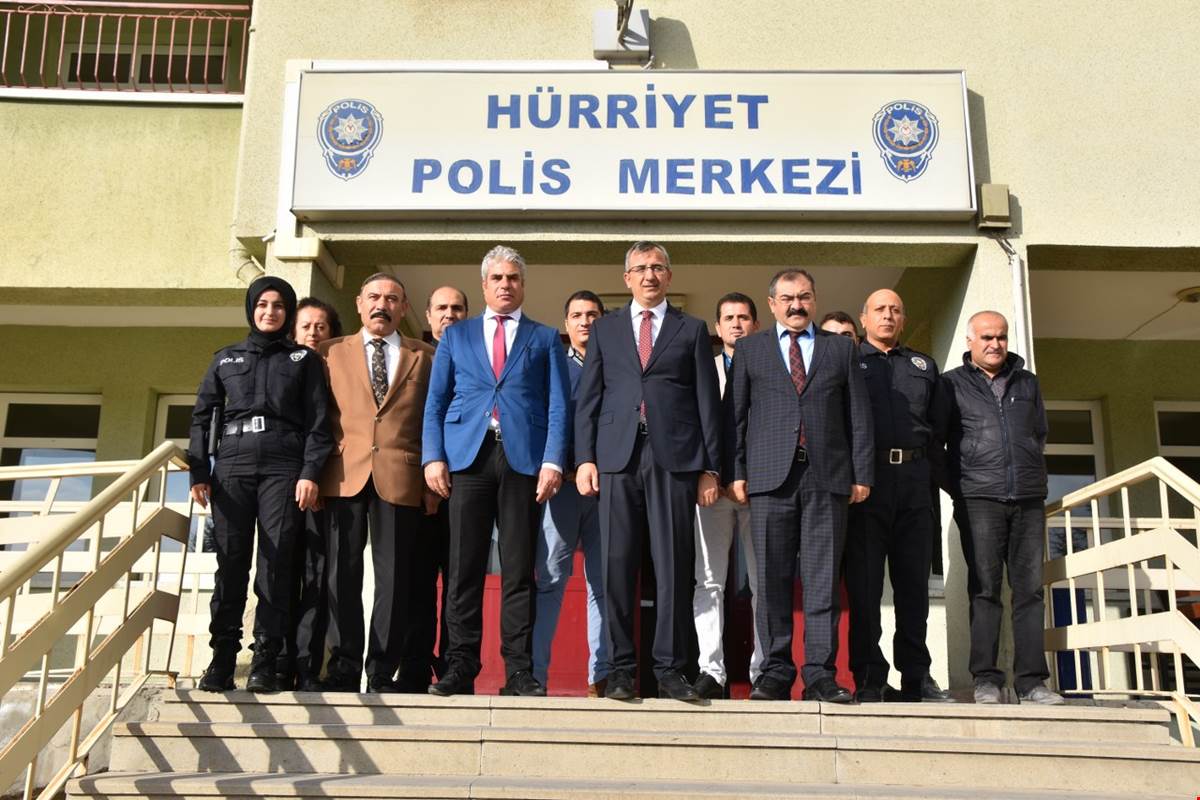 Vali Sezer ’ Polis Merkezleri Yeni Bir Anlayışla Vatandaşlarımıza Hizmet Sunacak’ - Kırıkkale Haber, Son Dakika Kırıkkale Haberleri