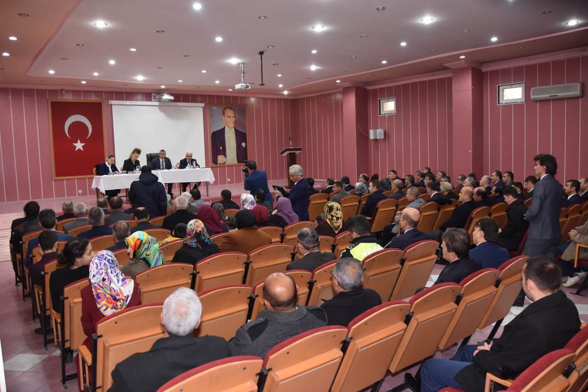 Vali Sezer: ‘Vatandaşın ayağına gideceğiz’ - Kırıkkale Haber, Son Dakika Kırıkkale Haberleri Vali Sezer: ‘Vatandaşın ayağına gideceğiz’ - Kırıkkale Haber, Son Dakika Kırıkkale Haberleri