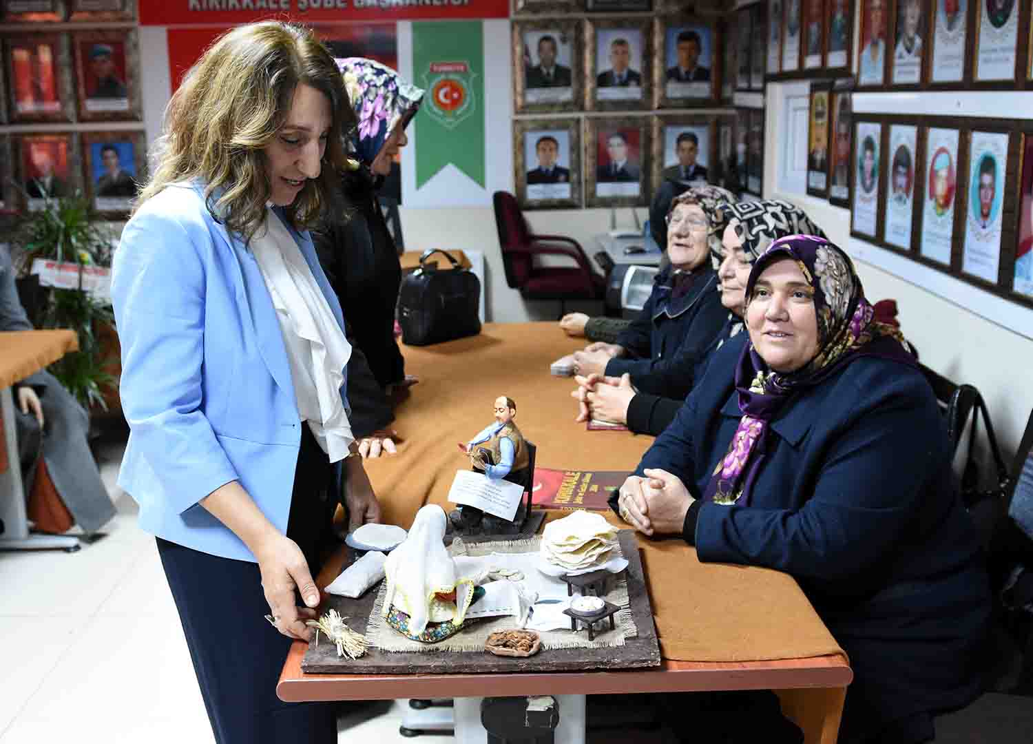 Acılarını minyatür sanatıyla dindirmeye çalışıyorlar - Kırıkkale Haber, Son Dakika Kırıkkale Haberleri