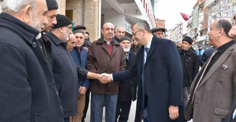 Kırıkkale Valisi Yunus Sezer Çarşı Esnafını Ziyaret Etti - Kırıkkale Haber, Son Dakika Kırıkkale Haberleri