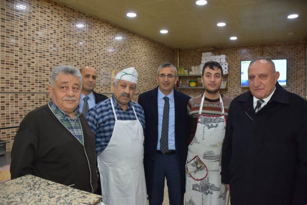 Kırıkkale Valisi Yunus Sezer Çarşı Esnafını Ziyaret Etti - Kırıkkale Haber, Son Dakika Kırıkkale Haberleri