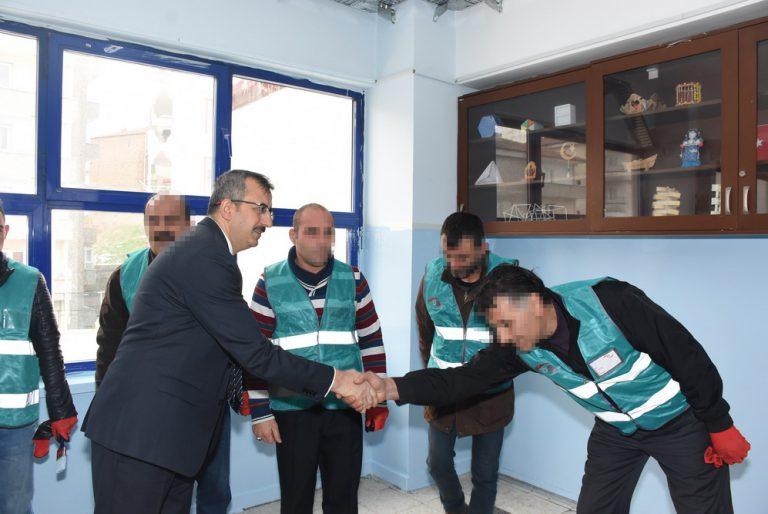 Okullar yükümlü eliyle güzelleşiyor - Kırıkkale Haber, Son Dakika Kırıkkale Haberleri