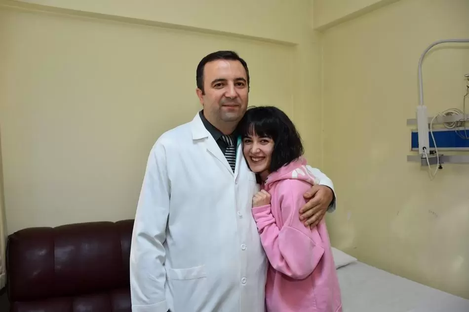 Lösemiyi yendi Kırıkkale Üniversitesi Hukuk Fakültesi’ne girdi - Kırıkkale Haber, Son Dakika Kırıkkale Haberleri Lösemiyi yendi Kırıkkale Üniversitesi Hukuk Fakültesi’ne girdi - Kırıkkale Haber, Son Dakika Kırıkkale Haberleri