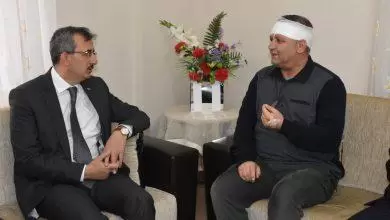 Vali Sezer, Yaralanan Öğretmeni Ziyaret Etti - Kırıkkale Haber, Son Dakika Kırıkkale Haberleri Vali Sezer, Yaralanan Öğretmeni Ziyaret Etti - Kırıkkale Haber, Son Dakika Kırıkkale Haberleri