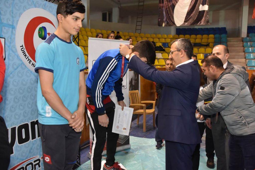 Okul Sporları Türkiye Halter Şampiyonası Kırıkkale’de Başladı - Kırıkkale Haber, Son Dakika Kırıkkale Haberleri