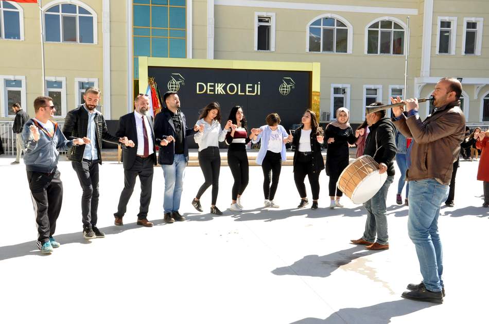 DEK Koleji’nde Nevruz Şenlikleri   - Kırıkkale Haber, Son Dakika Kırıkkale Haberleri