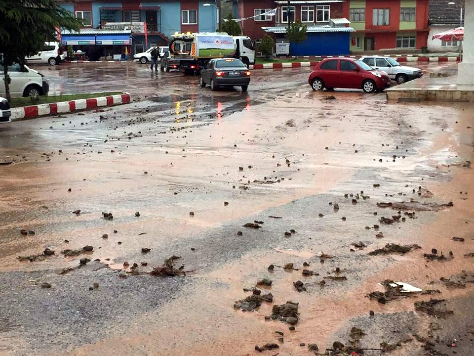 Sağanak yağış Sulakyurt’u vurdu - Kırıkkale Haber, Son Dakika Kırıkkale Haberleri