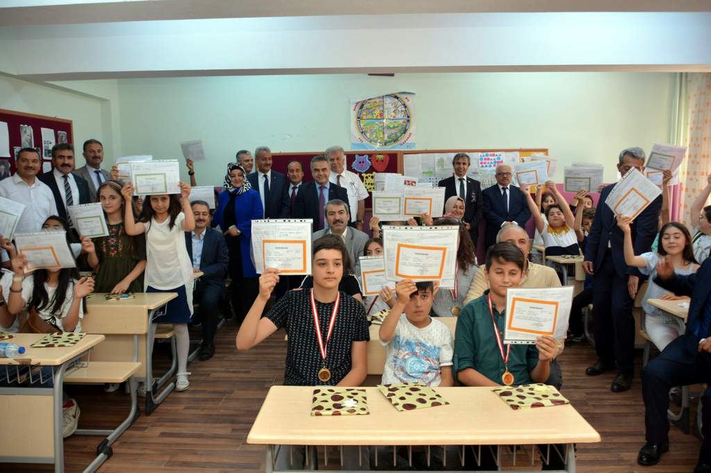 Kırıkkale LGS’de sınıfta kaldı - Kırıkkale Haber, Son Dakika Kırıkkale Haberleri Kırıkkale LGS’de sınıfta kaldı - Kırıkkale Haber, Son Dakika Kırıkkale Haberleri