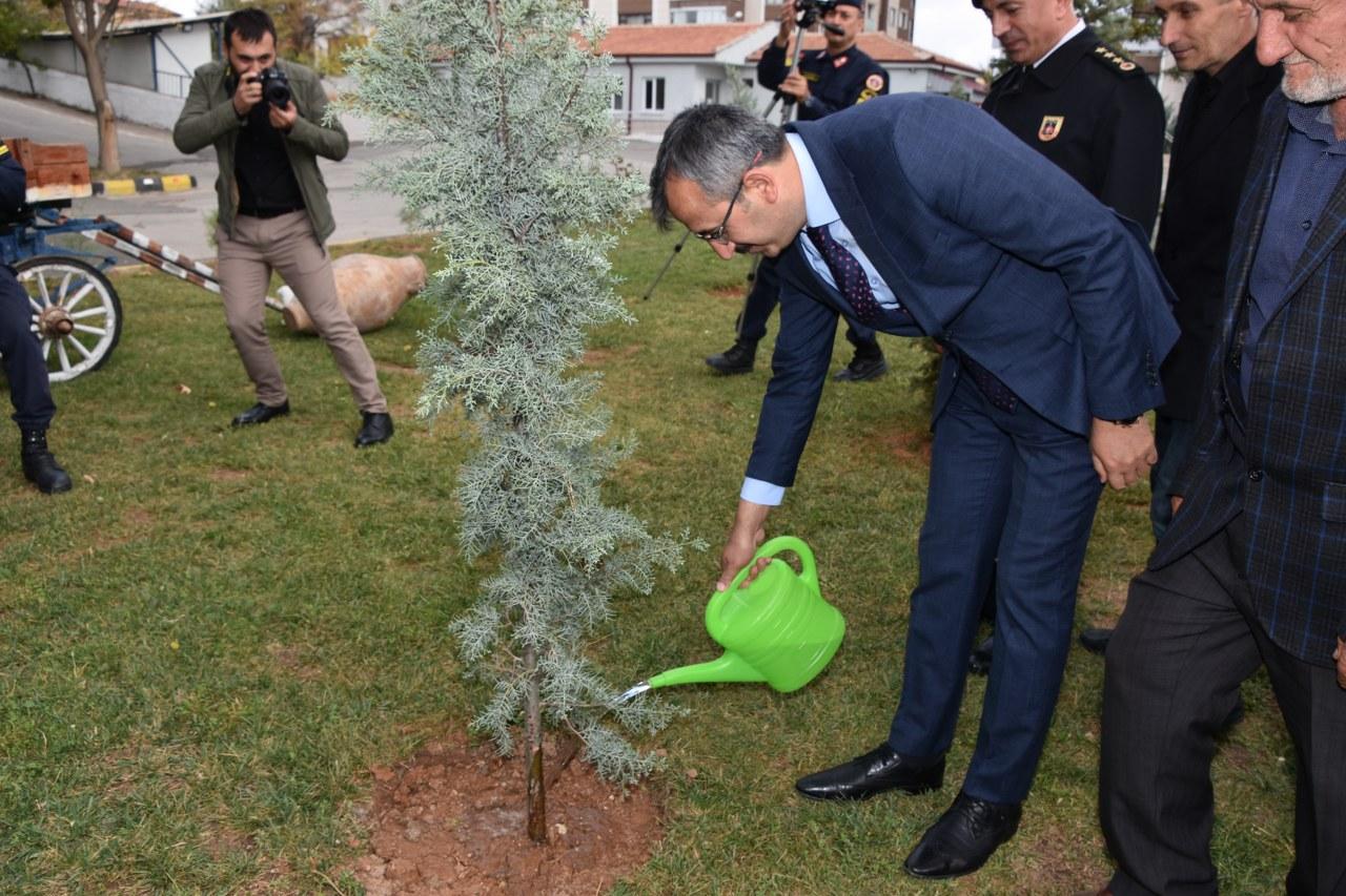 Şehitlerimiz anısına fidanlar toprakla buluştu - Kırıkkale Haber, Son Dakika Kırıkkale Haberleri