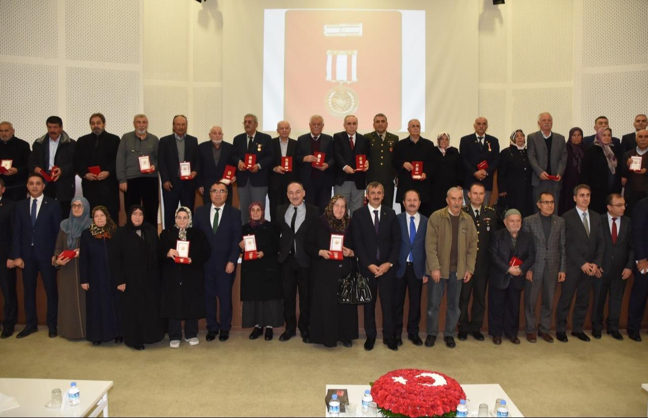 Kıbrıs Gazilerine madalya - Kırıkkale Haber, Son Dakika Kırıkkale Haberleri