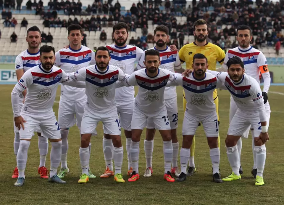 Şimşekler Dolu Dizgin Puan Farkı 6 Oldu - Kırıkkale Haber, Son Dakika Kırıkkale Haberleri Şimşekler Dolu Dizgin Puan Farkı 6 Oldu - Kırıkkale Haber, Son Dakika Kırıkkale Haberleri