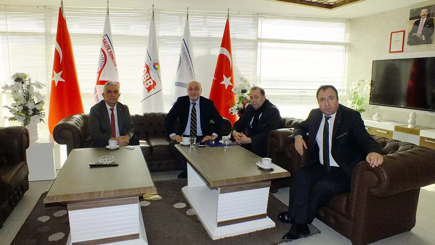 Kırıkkale-Esenboğa Arası Servis İçin Adım Atıldı - Kırıkkale Haber, Son Dakika Kırıkkale Haberleri Kırıkkale-Esenboğa Arası Servis İçin Adım Atıldı - Kırıkkale Haber, Son Dakika Kırıkkale Haberleri