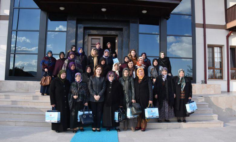 Vali Sezer’in Eşi Şehit Yakınlarını Ağırladı - Kırıkkale Haber, Son Dakika Kırıkkale Haberleri