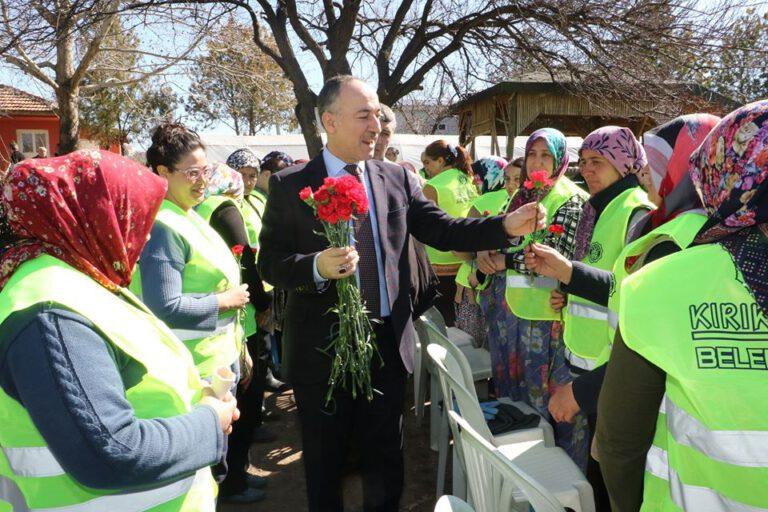 Kadınlarımız Şefkatin ve Özverinin Simgesidir - Kırıkkale Haber, Son Dakika Kırıkkale Haberleri