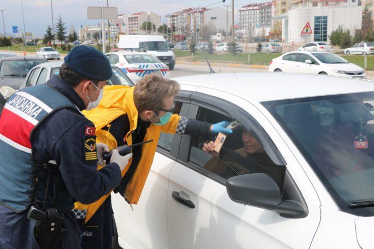 Kırıkkale’den geçen araçlarda Coronavirüs denetimi - Kırıkkale Haber, Son Dakika Kırıkkale Haberleri