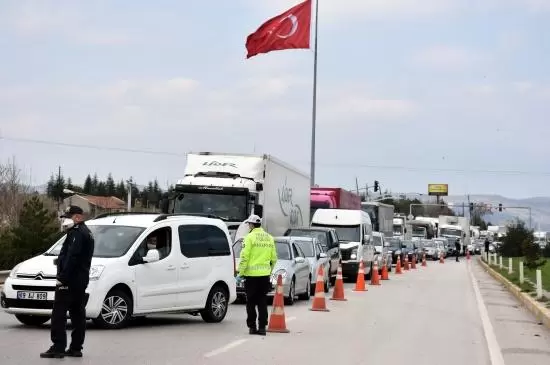Şehir Girişinde Kovid-19 Denetimi - Kırıkkale Haber, Son Dakika Kırıkkale Haberleri Şehir Girişinde Kovid-19 Denetimi - Kırıkkale Haber, Son Dakika Kırıkkale Haberleri