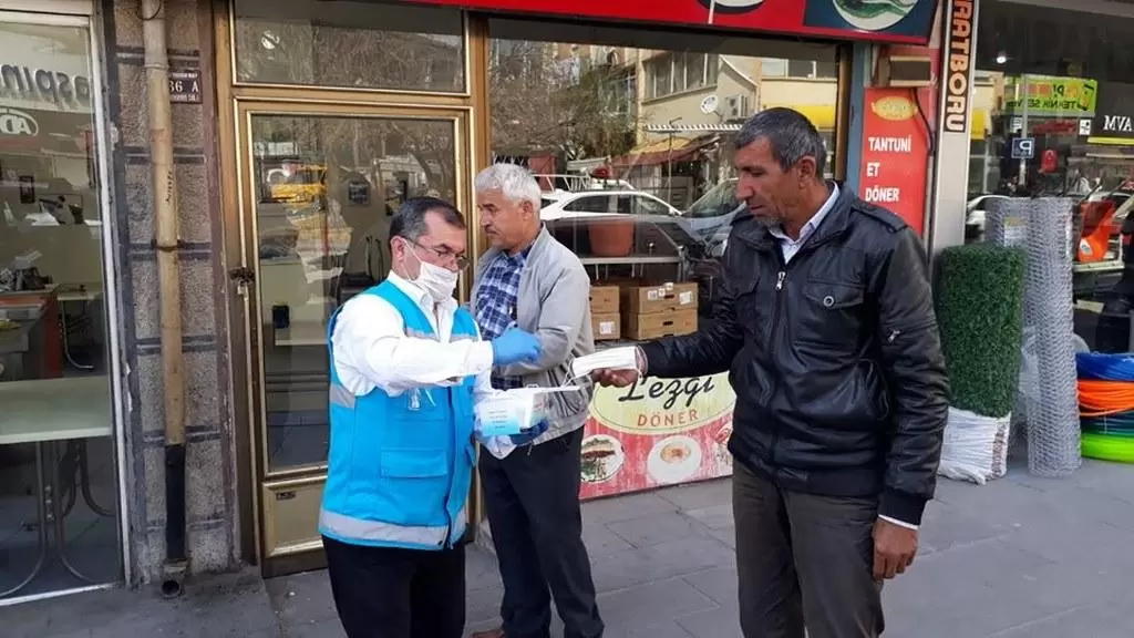 Kırıkkale’de Maskeler Ücretsiz Dağıtılıyor - Kırıkkale Haber, Son Dakika Kırıkkale Haberleri Kırıkkale’de Maskeler Ücretsiz Dağıtılıyor - Kırıkkale Haber, Son Dakika Kırıkkale Haberleri