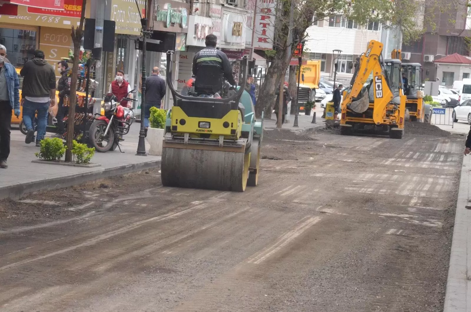 Kırıkkale’de Kapatılan Caddeler Asfaltlanıyor - Kırıkkale Haber, Son Dakika Kırıkkale Haberleri Kırıkkale’de Kapatılan Caddeler Asfaltlanıyor - Kırıkkale Haber, Son Dakika Kırıkkale Haberleri