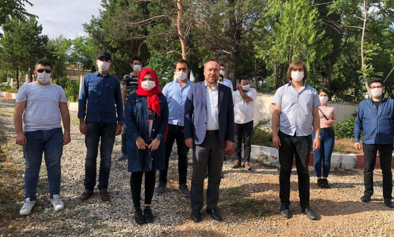 AK Parti Teşkilatı Hüseyin Kahya Hiçyılmaz’ın kabrini ziyaret etti - Kırıkkale Haber, Son Dakika Kırıkkale Haberleri AK Parti Teşkilatı Hüseyin Kahya Hiçyılmaz’ın kabrini ziyaret etti - Kırıkkale Haber, Son Dakika Kırıkkale Haberleri