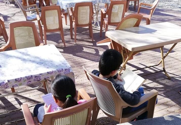 Kırıkkale’de parkta kitap keyfi - Kırıkkale Haber, Son Dakika Kırıkkale Haberleri