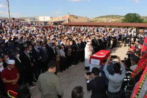 Şehidimizi Dualarla Uğurladık - Kırıkkale Haber, Son Dakika Kırıkkale Haberleri Şehidimizi Dualarla Uğurladık - Kırıkkale Haber, Son Dakika Kırıkkale Haberleri