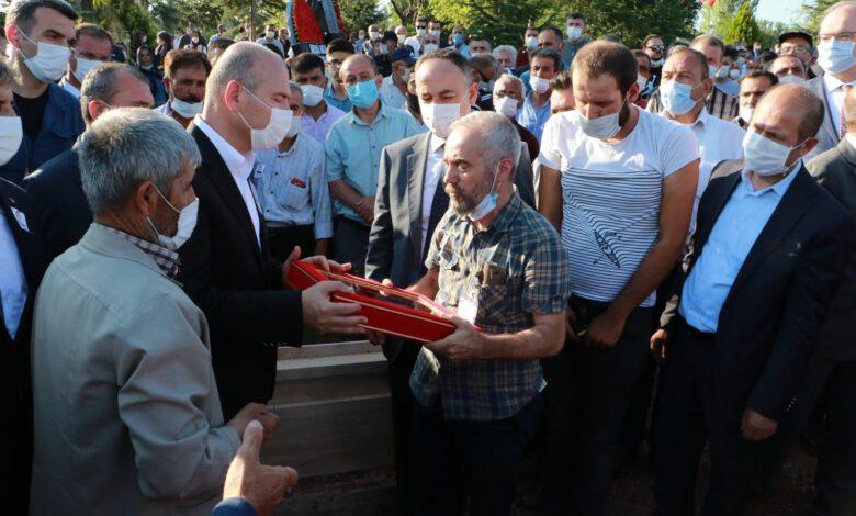 Şehidimizi Dualarla Uğurladık - Kırıkkale Haber, Son Dakika Kırıkkale Haberleri Şehidimizi Dualarla Uğurladık - Kırıkkale Haber, Son Dakika Kırıkkale Haberleri