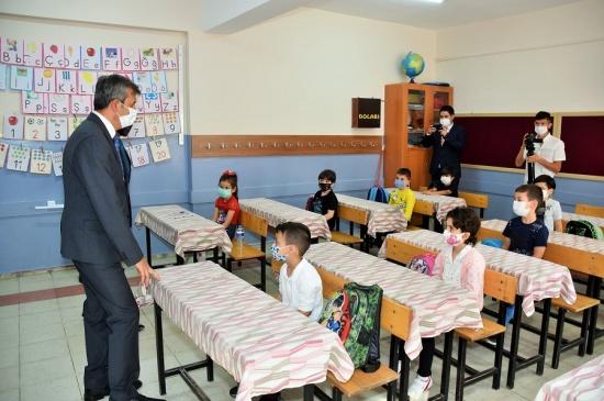 Sezer’den , Yüz Yüze Eğitime Başlayan Öğrencilere Ziyaret - Kırıkkale Haber, Son Dakika Kırıkkale Haberleri