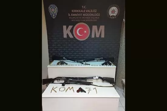 Silah Kaçakçılarına Emniyet Göz Açtırmadı - Kırıkkale Haber, Son Dakika Kırıkkale Haberleri Silah Kaçakçılarına Emniyet Göz Açtırmadı - Kırıkkale Haber, Son Dakika Kırıkkale Haberleri