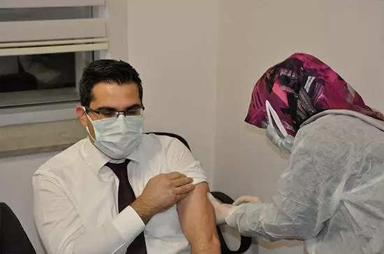 Kırıkkale’de İlk Aşı Yapıldı - Kırıkkale Haber, Son Dakika Kırıkkale Haberleri Kırıkkale’de İlk Aşı Yapıldı - Kırıkkale Haber, Son Dakika Kırıkkale Haberleri