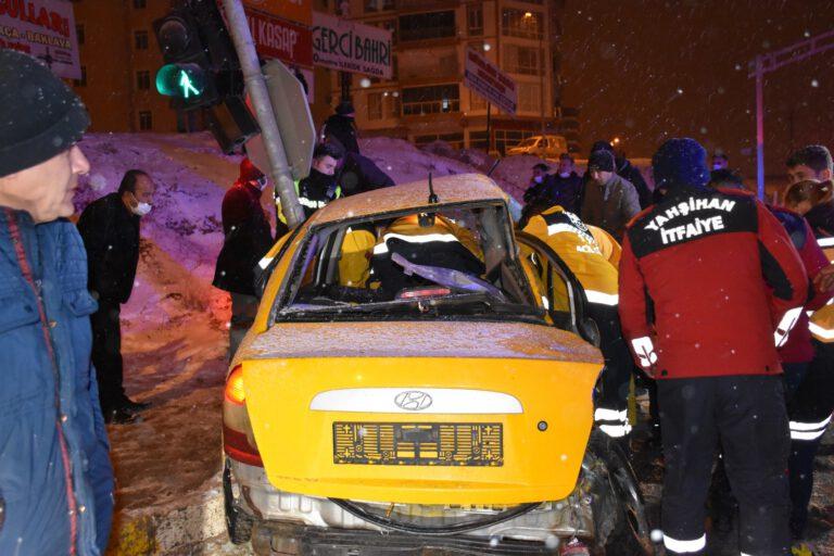 Kırıkkale’de Trafik Kazası 1 Kişi Öldü, 2 Kişi Yaralandı - Kırıkkale Haber, Son Dakika Kırıkkale Haberleri