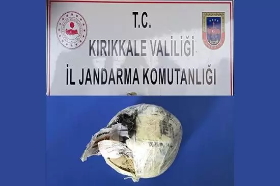 Yolcu Otobüsünde 880 Gram Esrar Ele Geçirildi - Kırıkkale Haber, Son Dakika Kırıkkale Haberleri Yolcu Otobüsünde 880 Gram Esrar Ele Geçirildi - Kırıkkale Haber, Son Dakika Kırıkkale Haberleri