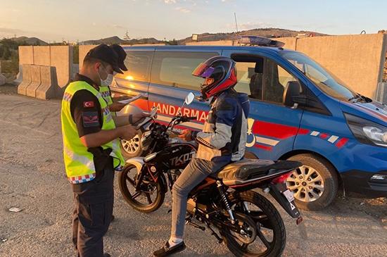 Jandarmadan Motosikletlere Yönelik Huzur ve Güven Uygulaması - Kırıkkale Haber, Son Dakika Kırıkkale Haberleri