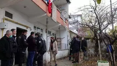 Eşi ve 2 Çocuğunu Rehin Alan Kişiyi Polis İkna Etti - Kırıkkale Haber, Son Dakika Kırıkkale Haberleri Eşi ve 2 Çocuğunu Rehin Alan Kişiyi Polis İkna Etti - Kırıkkale Haber, Son Dakika Kırıkkale Haberleri