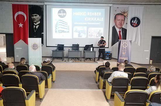 Emniyet Vatandaşı Bilinçlendiriyor - Kırıkkale Haber, Son Dakika Kırıkkale Haberleri