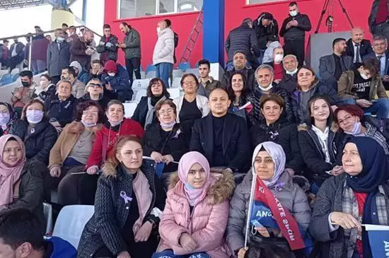 Bayanlar Çağrıya Cevap Verdi - Kırıkkale Haber, Son Dakika Kırıkkale Haberleri Bayanlar Çağrıya Cevap Verdi - Kırıkkale Haber, Son Dakika Kırıkkale Haberleri