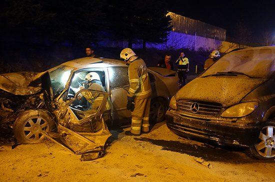 Zincirleme Trafik Kazasında 5 Kişi Yaralandı - Kırıkkale Haber, Son Dakika Kırıkkale Haberleri