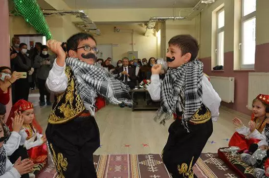 Minik öğrenciler Anadolu kültürünü okullarında yaşattı - Kırıkkale Haber, Son Dakika Kırıkkale Haberleri Minik öğrenciler Anadolu kültürünü okullarında yaşattı - Kırıkkale Haber, Son Dakika Kırıkkale Haberleri
